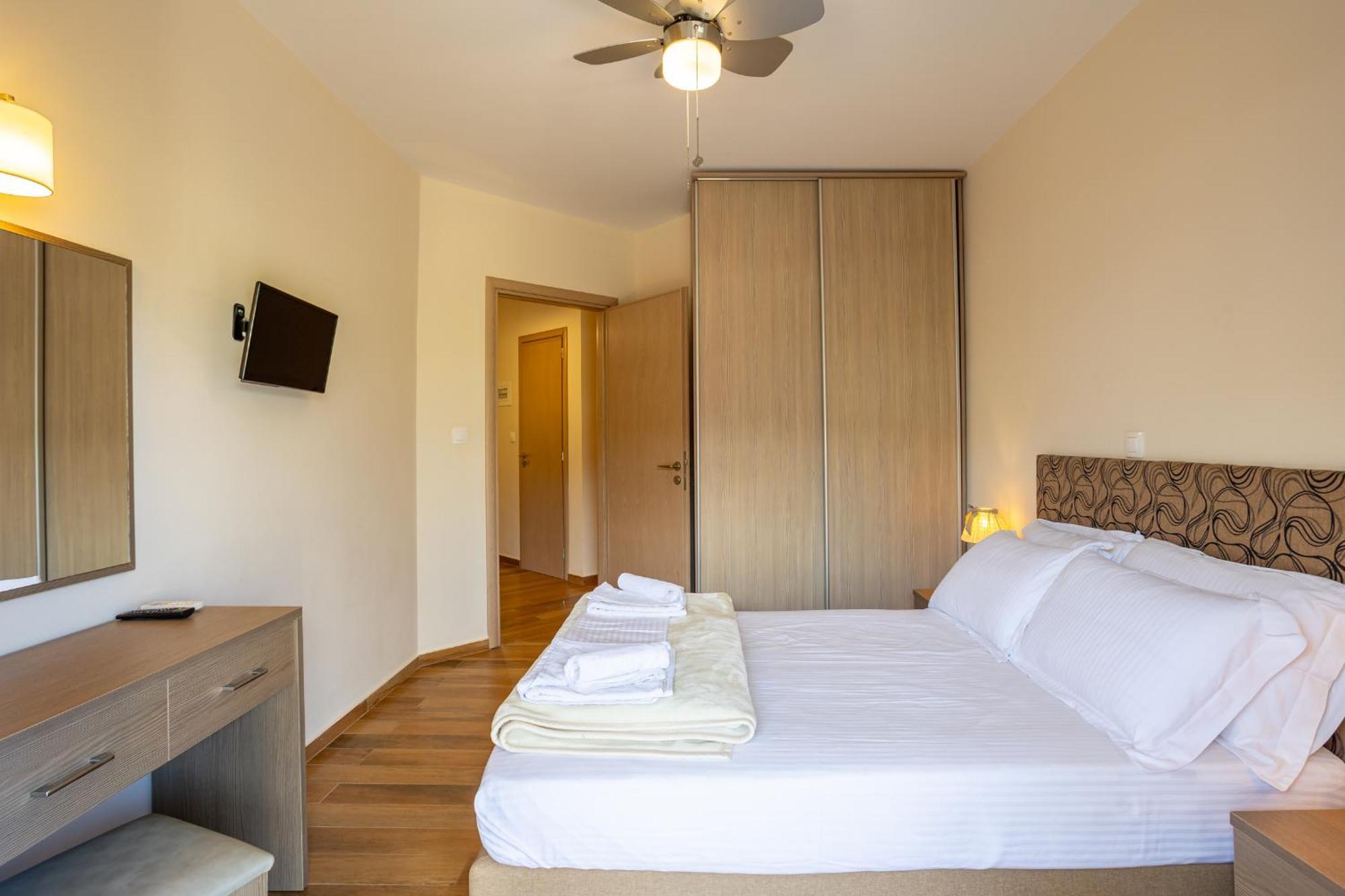 Avia Blue Maisonettes - Messinia Gulf Retreat Zewnętrze zdjęcie